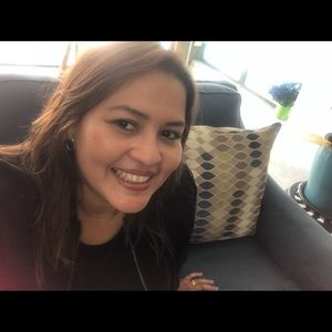 Meet your Posher, Celia